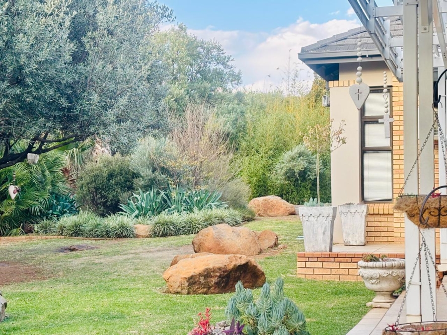 3 Bedroom Property for Sale in Vredenhof Sh Free State